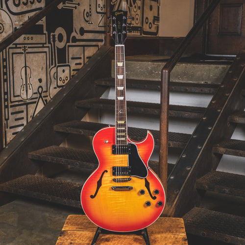 2007 Gibson ES-137 Classic, Cherry Burst, OHSC - Used Electric Guitar