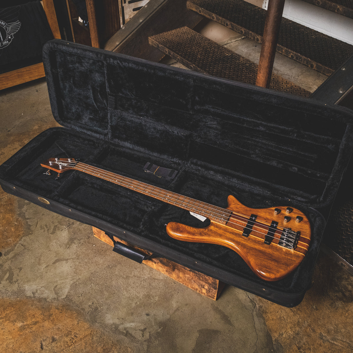 2006 Washburn Taurus T24 Bass Guitar, Natural with Gig Bag - Used