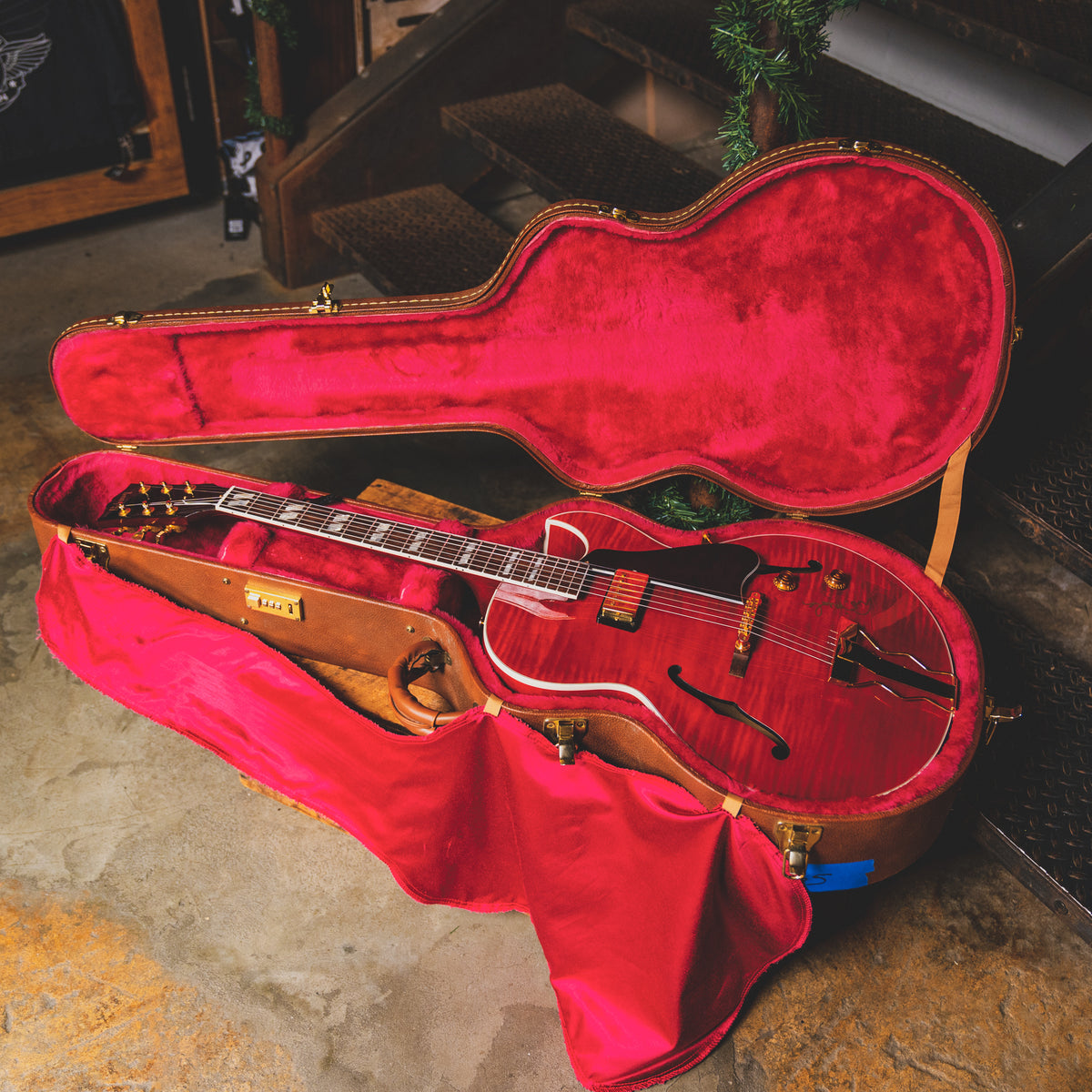 1991 Gibson ES-165 Hollow Body, Autographed by Al Di Meola, Cherry w/OHSC - Used