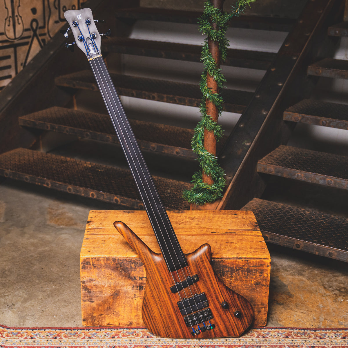 1998 Warwick Dolphin Pro 1 Ovangkol Fretless Bass Guitar with OHSC - Used