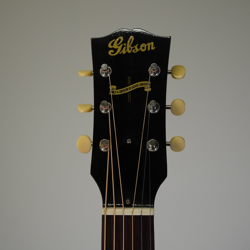 2020 Gibson 1942 J-45 Banner Reissue Acoustic Guitar, Vintage Sunburst With OHSC - Used