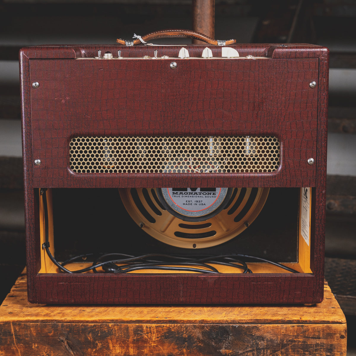 Magnatone 2012 Varsity Cathedral Combo Amplifier, Burgundy - Used