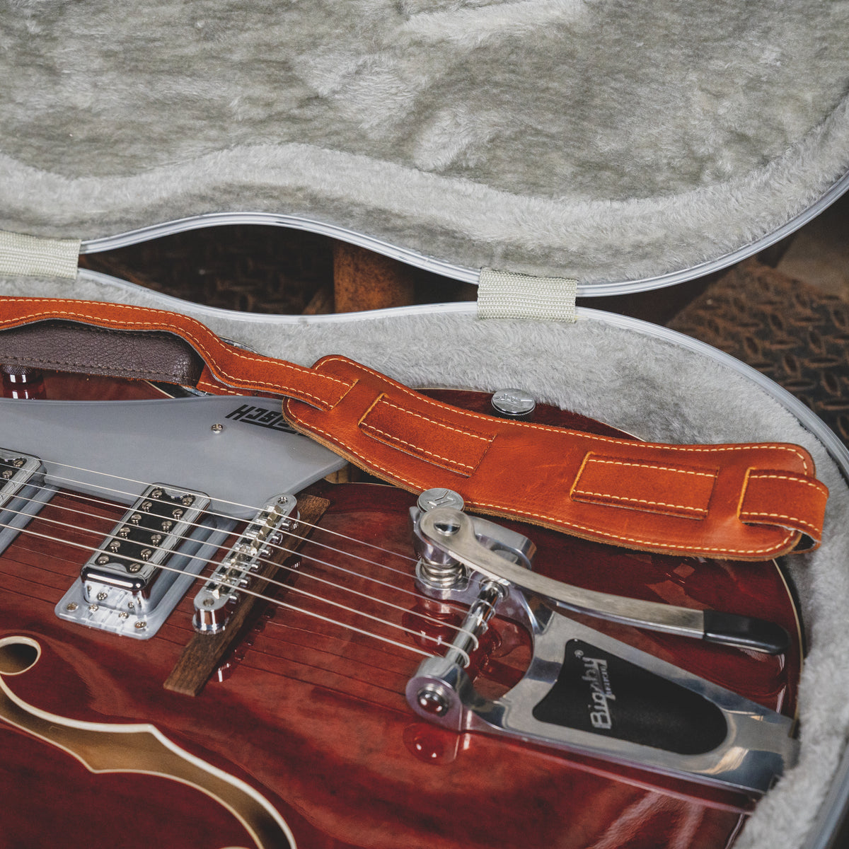 2015 Gretsch G5422TDC Electromatic Hollowbody Double-cut with Bigsby, Walnut Satin - Used