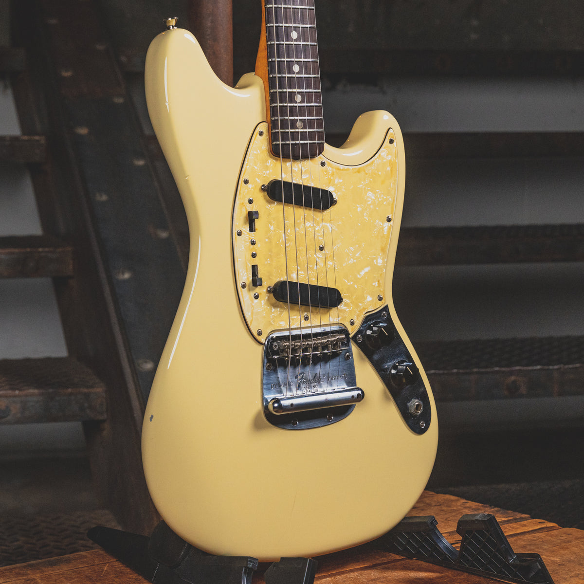 1969 Fender Mustang Olympic White Electric Guitar w/ OHSC - Vintage