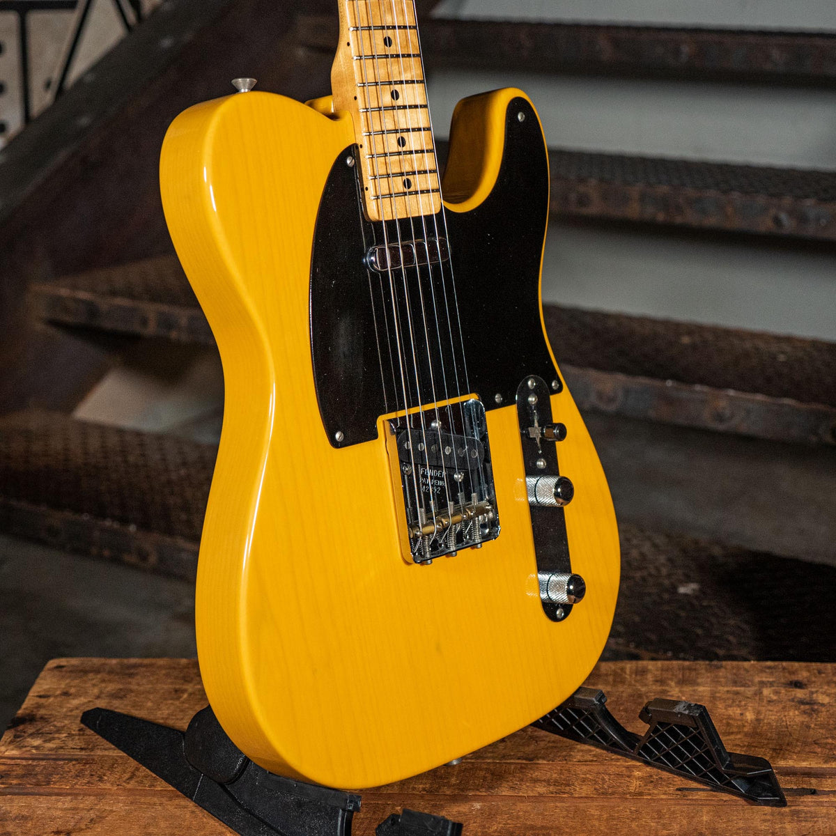Fender 2004 AVRI '52 Telecaster With OHSC - Used