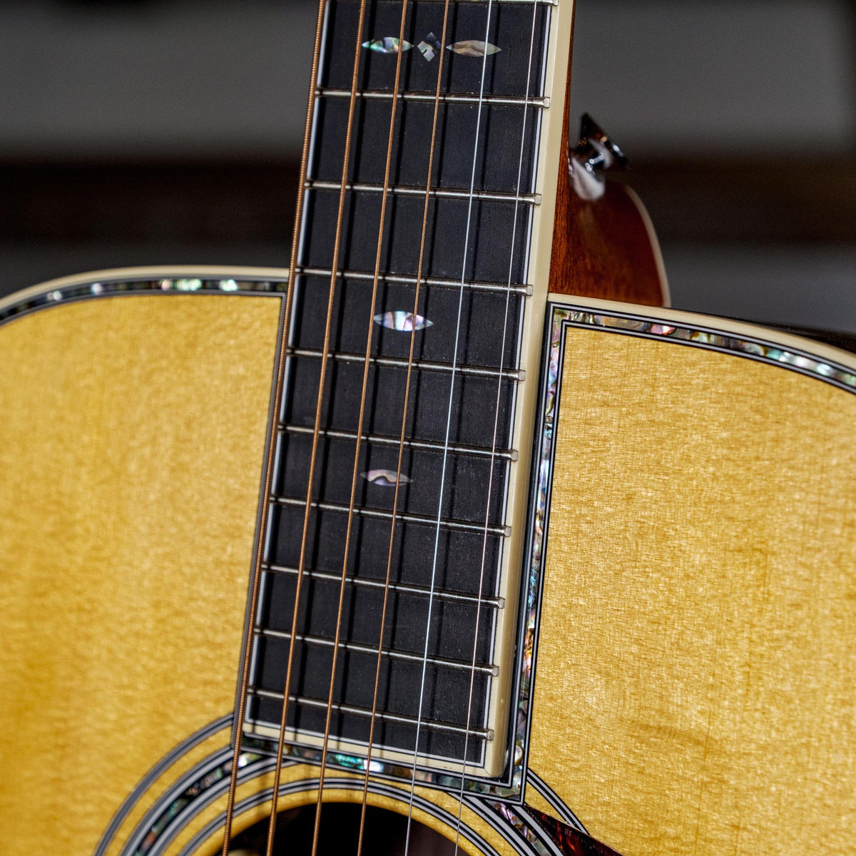 Martin 2018 000-42 With LR Baggs Anthem & OHSC - Used