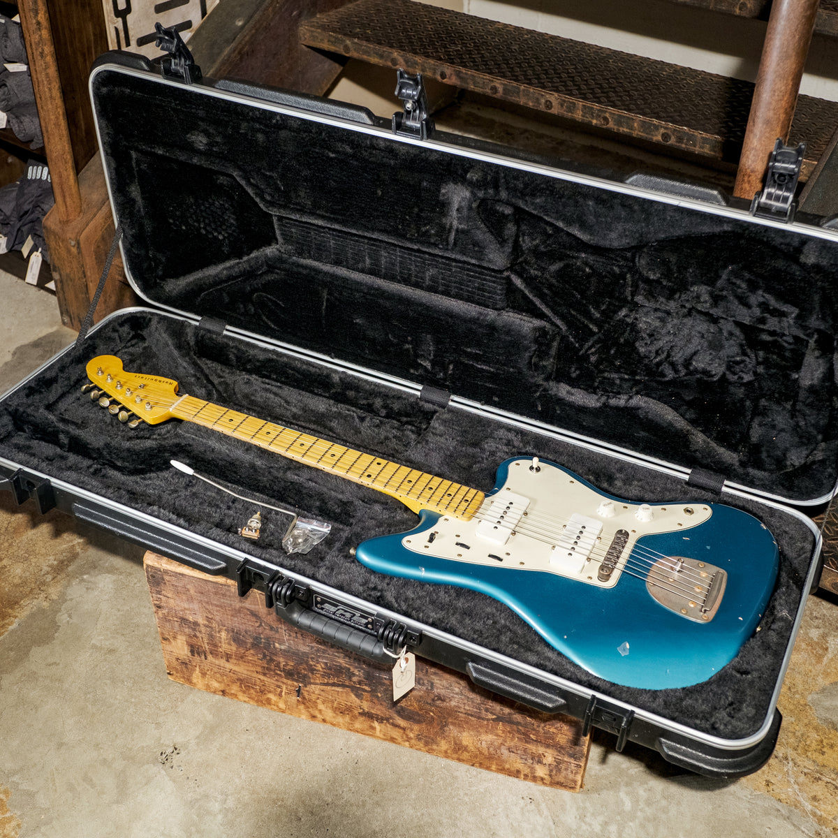 Nash JM63 Light Distress Ocean Turquoise Metallic With HSC - Used