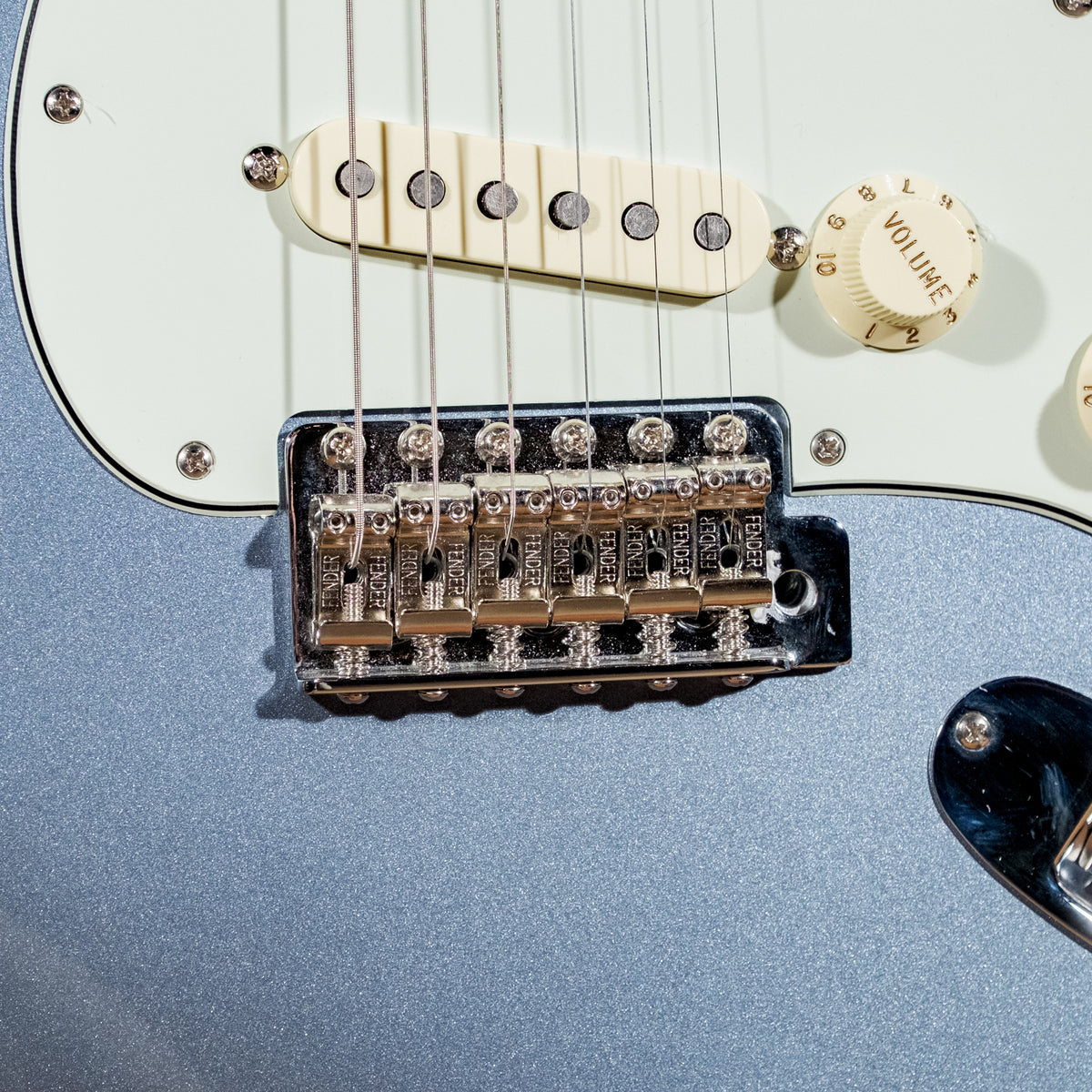 Fender 2019 Vintera Stratocaster, Ice Blue Metallic With Bag - Used