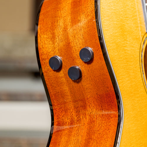 Yamaha CSF TA Transacoustic Parlor Guitar Vintage Natural With Bag - Used