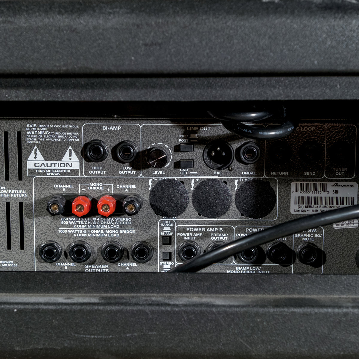 Ampeg B4R 1000W Rackmount Bass Head With Case - Used