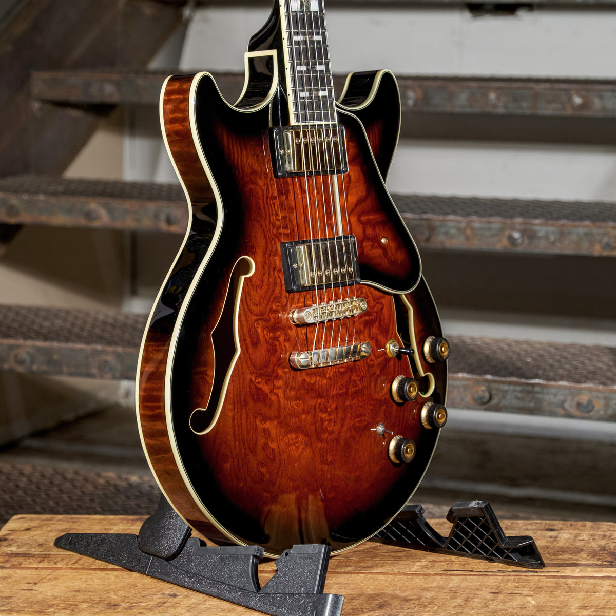 Ibanez 2019 Artstar AM153QA, Dark Brown Sunburst With Case - Used
