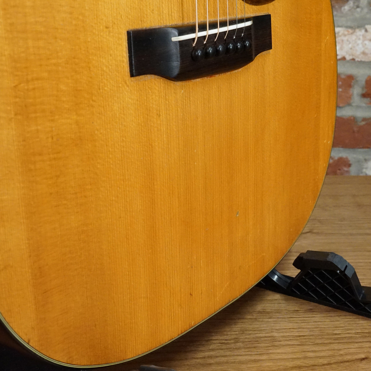 Martin Vintage 1945 000-18 Natural With OHSC - Used