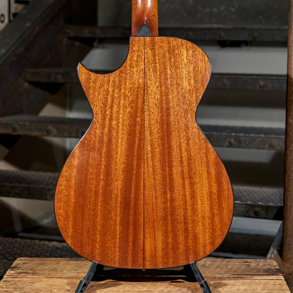 Taylor 1992 512C Natural With OHSC - Used