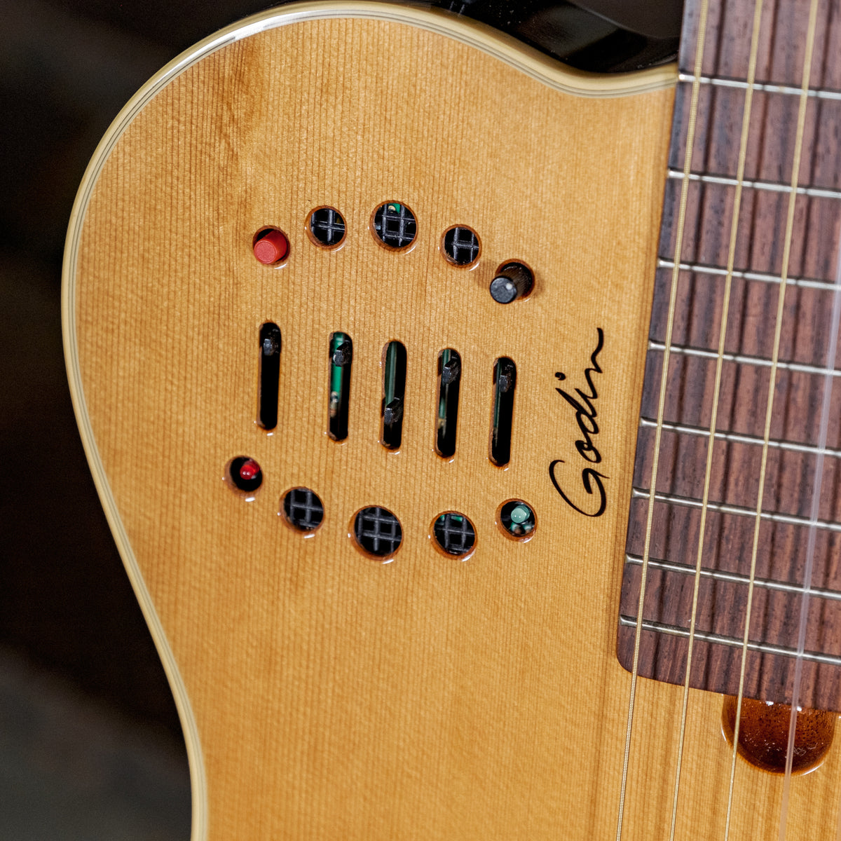 Godin Multiac Grand Core Natural With OGB - Used