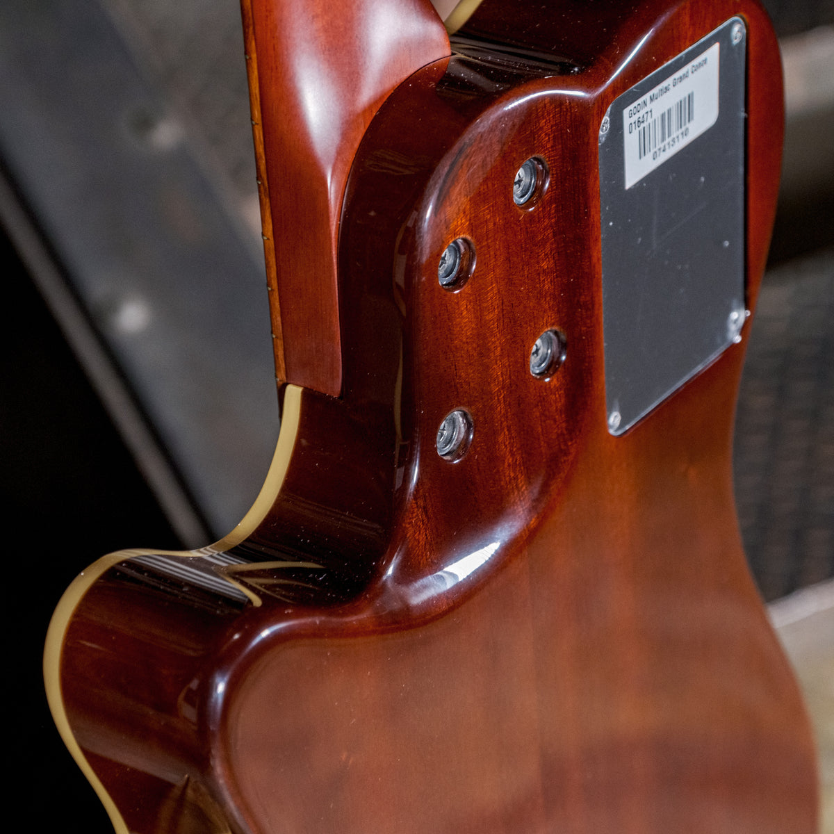 Godin Multiac Grand Core Natural With OGB - Used