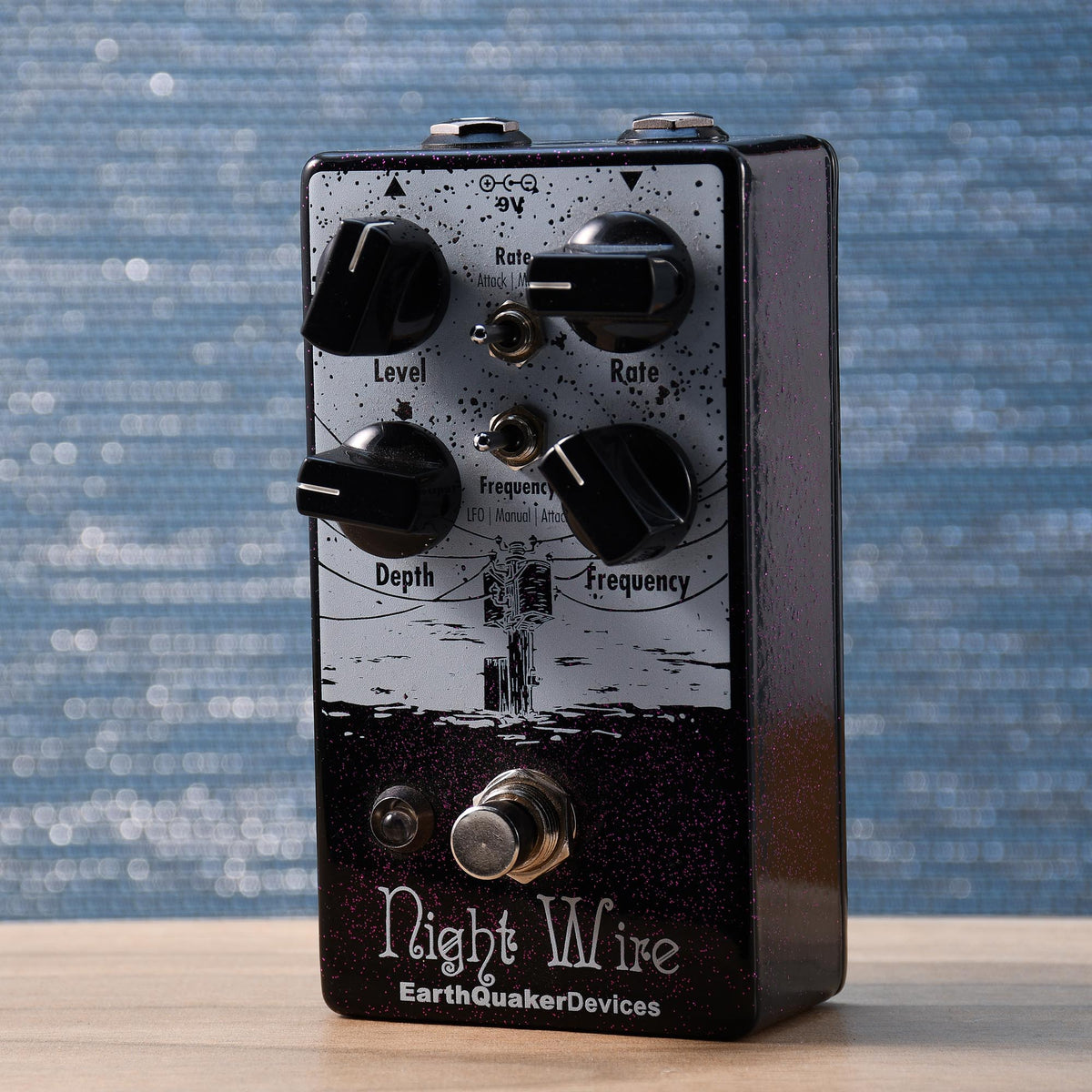 Earthquaker Night Wire V2 Tremolo Pedal