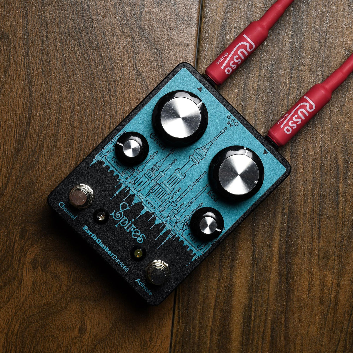 Earthquaker Spires Fuzz Pedal