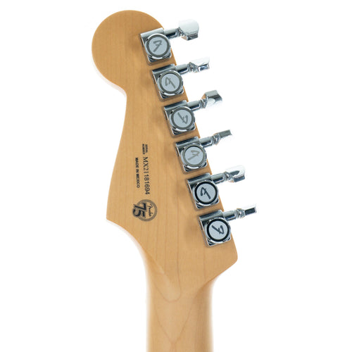 Fender Player Plus Stratocaster Maple, 3-Color Sunburst