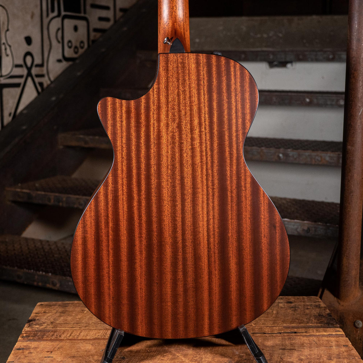 Taylor 2018 352CE Grand Concert 12-String X Braced