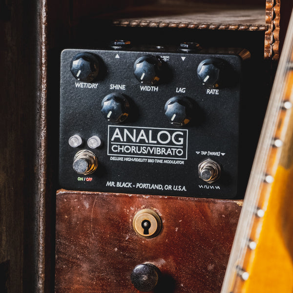 Mr Black Analog Chorus/Vibrato Deluxe Review Mr Black Analog Chorus/Vibrato Deluxe Review