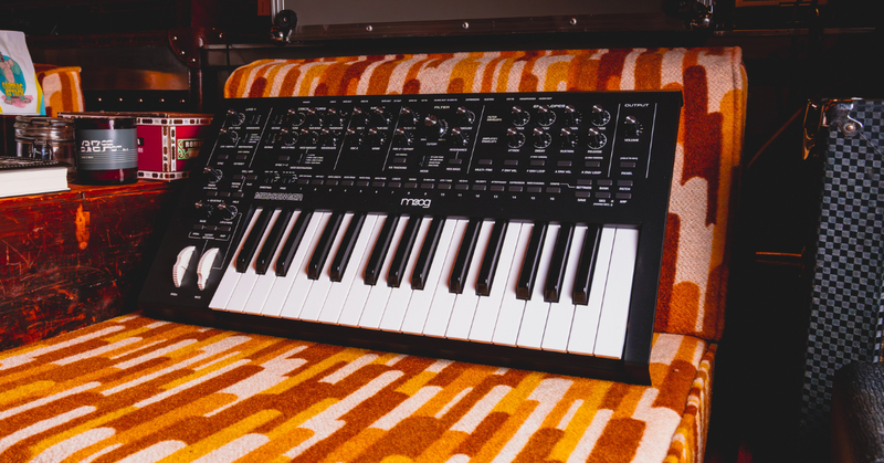 Moog Messenger Analog Monophonic Keyboard Synthesizer