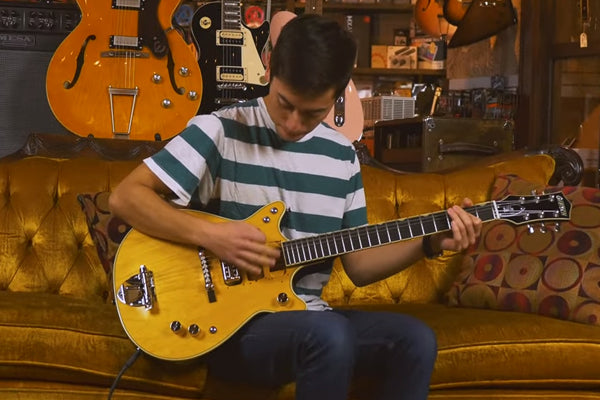 Snacks 107: Gretsch Malcolm Young Signature Jet