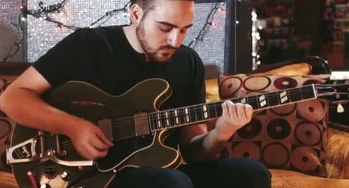 Snacks 003: Gibson Memphis 1964 ES-345 with Bigsby Mono Varitone Olive Drab Ltd.