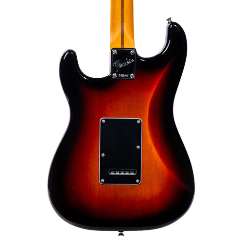 Fender American Professional Classic Stratocaster Electric Guitar, 3-Color Sunburst