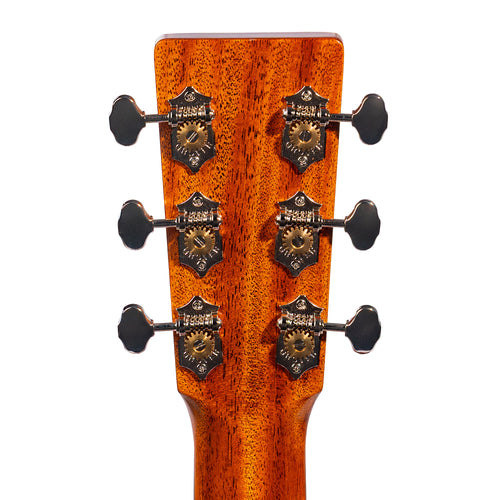 Martin Custom Shop 000-18 Acoustic Guitar, Natural, Adirondack Spruce/Genuine Mahogany