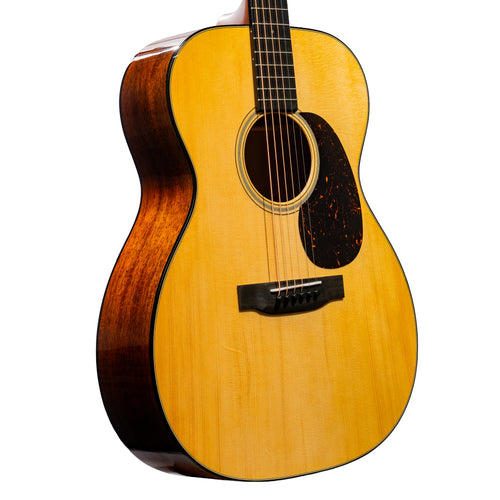 Martin Custom Shop 000-18 Acoustic Guitar, Natural, Adirondack Spruce/Genuine Mahogany