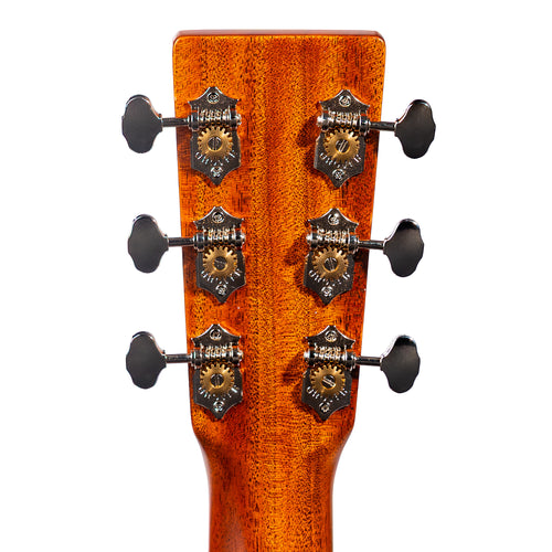 Martin Custom Shop 000-18 Acoustic Guitar, Natural, Adirondack Spruce/Genuine Mahogany