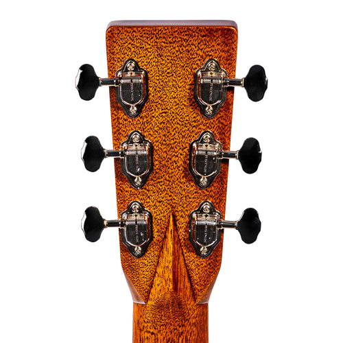 Martin D-28 Billy Strings Acoustic Guitar, Spruce/East Indian Rosewood, Natural w/Hardshell Case