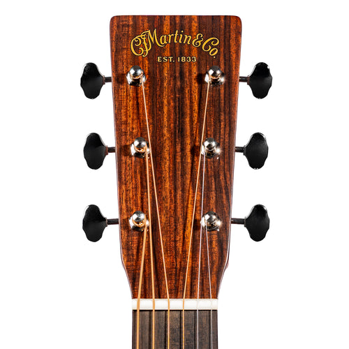 Martin 000-18 Standard Series Acoustic Guitar, Natural w/ Hard Case