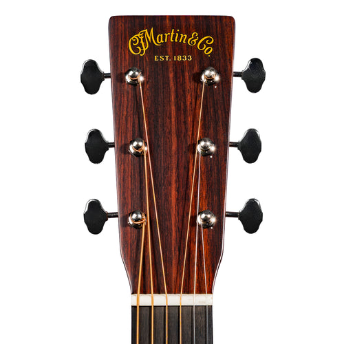 Martin 000-18 Standard Series Acoustic Guitar, Natural w/ Hard Case