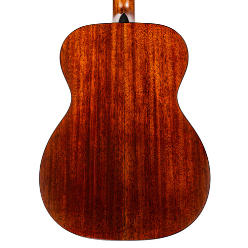 Martin 000-18 Standard Series Acoustic Guitar, Natural w/ Hard Case