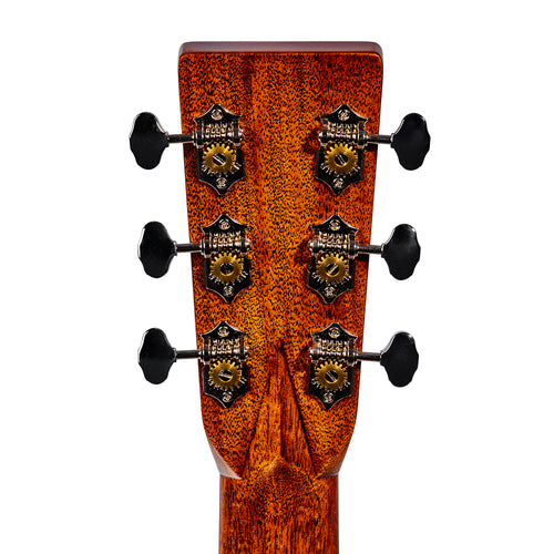 Martin 000-28 Standard Series Acoustic Guitar, Spruce/East Indian Rosewood, Sunburst