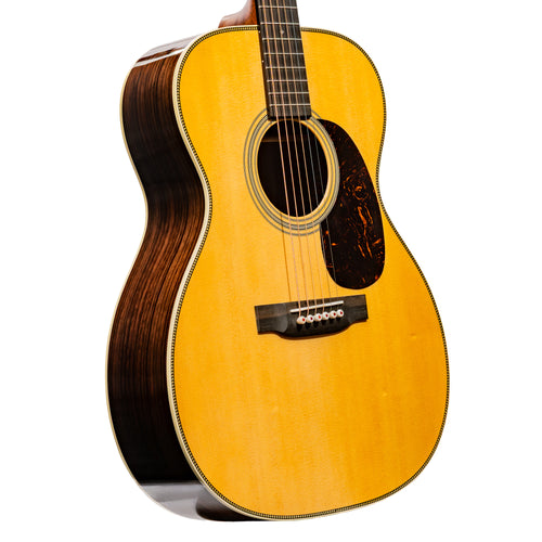 Martin 000-28 Standard Series Acoustic Guitar, Natural w/ Hard Case