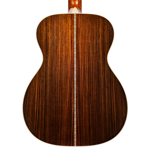 Martin 000-28 Standard Series Acoustic Guitar, Natural w/ Hard Case
