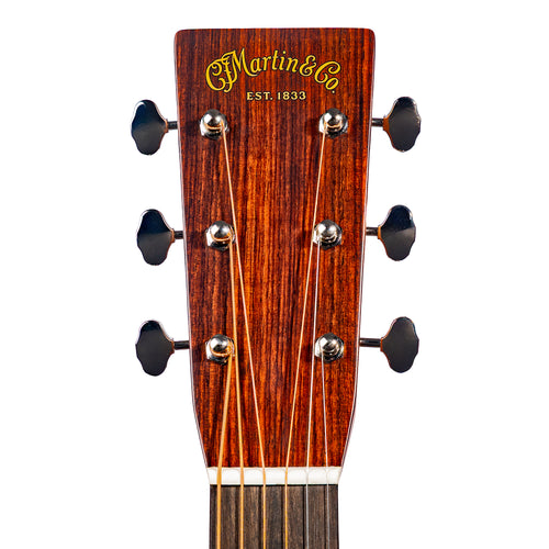 Martin 00-28 Standard Series Acoustic Guitar, Natural w/ Hard Case