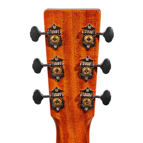 Martin D-18 Standard Series Acoustic Guitar, Satin 1935 Sunburst w/Hard Case