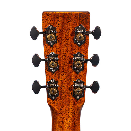 Martin Super D-18 Standard Series Acoustic Guitar, Natural w/ Hard Case