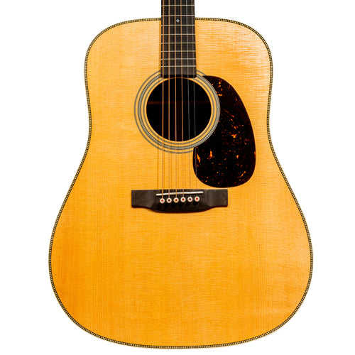 Martin Super HD-28 Standard Series Acoustic Guitar, Natural w/ Hard Case