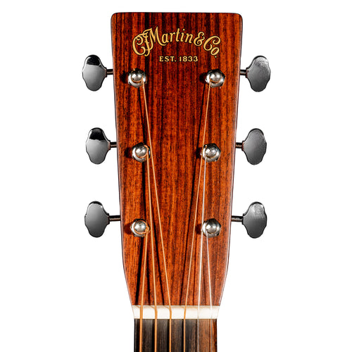Martin Super HD-28 Standard Series Acoustic Guitar, Natural w/ Hard Case