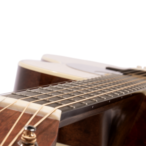 Martin Custom Shop 000 Auditorium Body, 28 Style, Sitka Spruce, Quilted Bubinga Acoustic Guitar