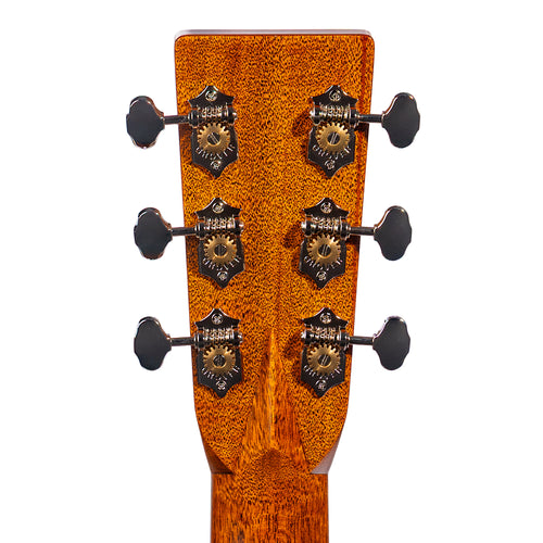 Martin Custom Shop "D" Dreadnought Acoustic Guitar, Sloped Shoulder 28 Style, Italian Alpine Spruce/Wild Grain East Indian Rosewood