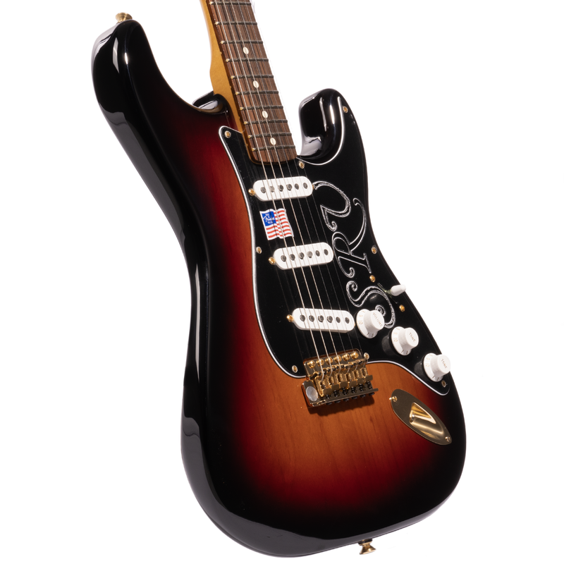 Fender Stevie Ray Vaughan Stratocaster, Pau Ferro Fingerboard, 3-Color Sunburst