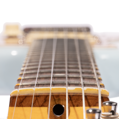 Fender Limited Edition American Professional II Stratocaster Thinline, Transparent Daphne Blue