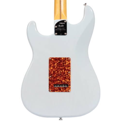 Fender Limited Edition American Professional II Stratocaster Thinline, Transparent Daphne Blue
