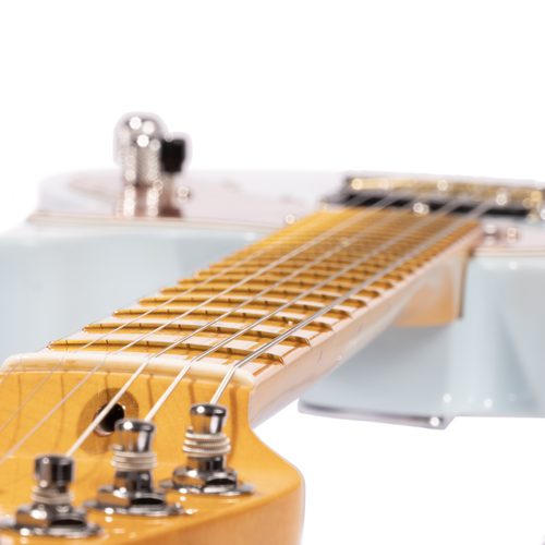 Fender Limited Edition American Professional II Telecaster Thinline, Transparent Daphne Blue