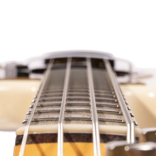 Fender Custom Shop ‘63 Precision Bass Guitar Journeyman Relic, Aged Olympic White